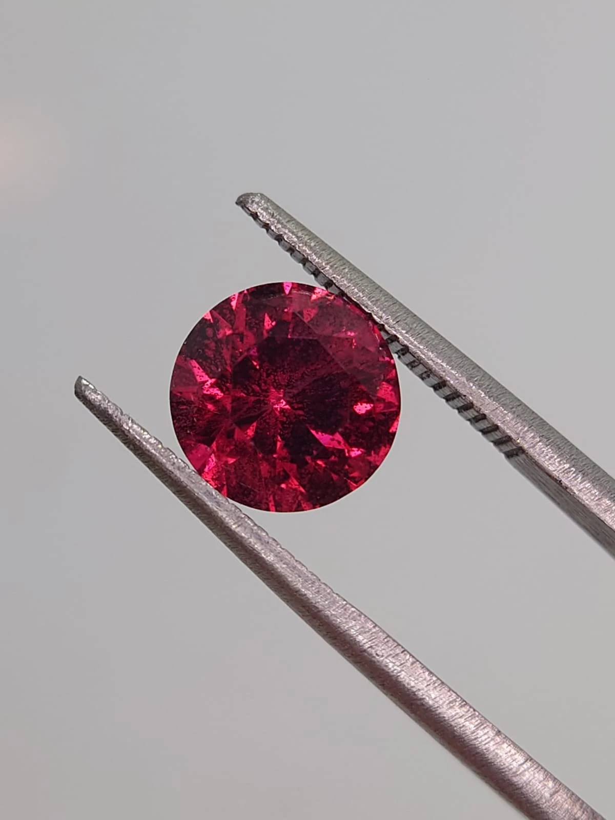 2.73ct Natural Malaya Garnet Round Cut From Tanzania — view 5